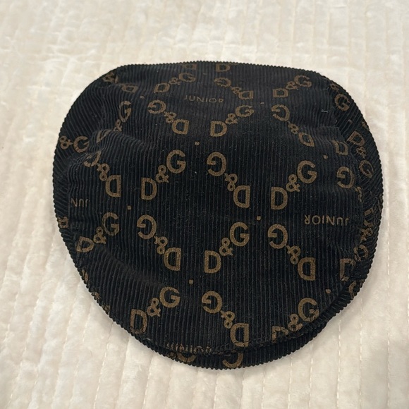 D&G Other - D&G Junior Corduroy Newspaper Newsboy Trotter Cap